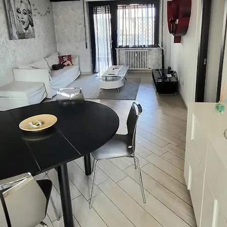 Apartment Urban Art Spacious And Modern Rome