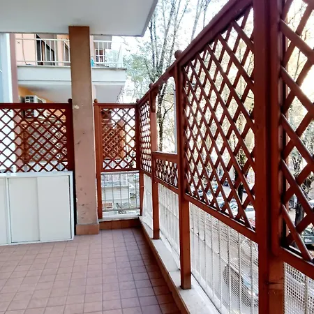 Apartment Urban Art Spacious And Modern